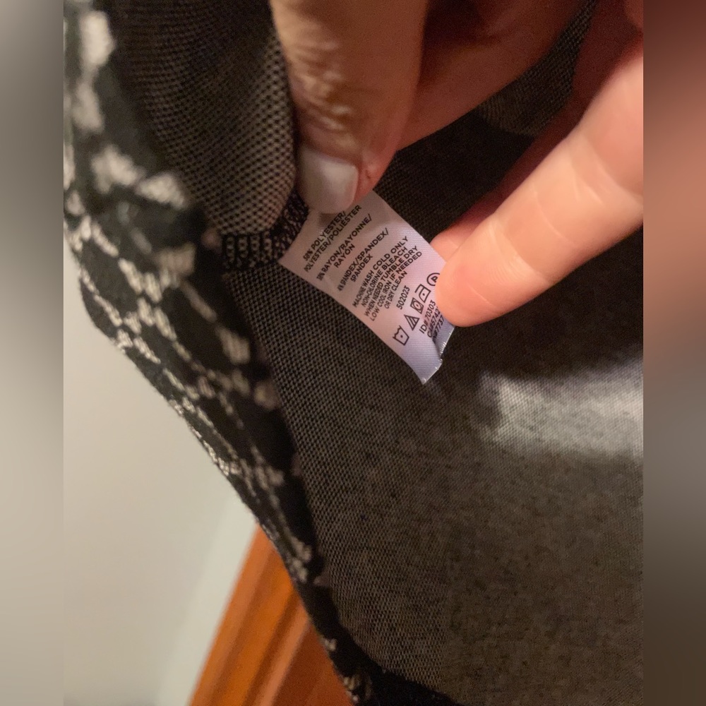 Ann Taylor peplum tank top - Picture 2 of 8